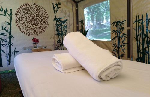 Zinapecuaro Hotel | Posada Los Colorines