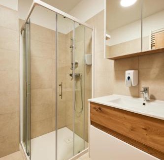Slap Apartment | Posestvo Rouna - winery and apartments