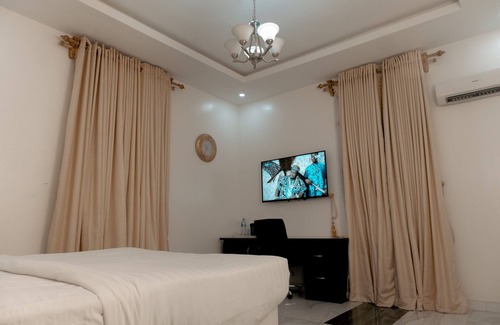 Benin City Hotel | PoshLux Executive Hotel