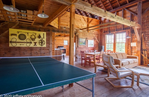Addison House | Post-and-Beam Barn with Lake Access
