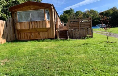 Cullompton Ski Chalet | Postwood Gardens Country Cabins