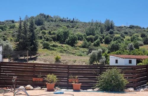 Steni House | Potamos Private Suites