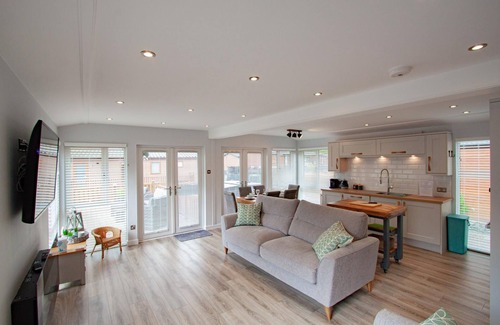Troutbeck Bridge Cabin | Potters Lodge - a holiday lodge that sleeps 6 guests in 3 bedrooms