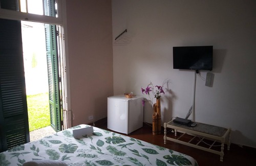 Itanhaem Hotel | Pousada Chateau Sophie