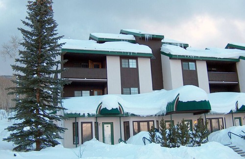 Mesa Condo | Powderhorn Ski Resort Luxury Condo. Slopeside, 100 yards to lifts!