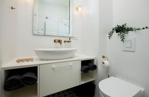Poznan City Center Apartment | Poznań Żelazko - Downtown Studio, Top Location by Rentujemy