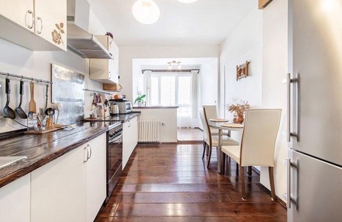 Pervomaysky District Apartment | Pr.Nezavisimosti