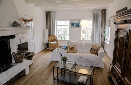 Hansweert Villa | Prachtig gelegen vrijstaand landhuis