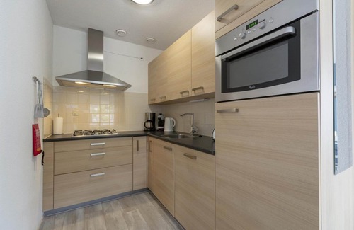 Julianadorp aan zee Apartment | Prachtig Modern Appartement Voor 5 Personen