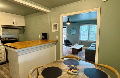 Midwest City Apartment | Practical 2BR Stay Near Tinker AFB | Pet-Friendly OKC #L1