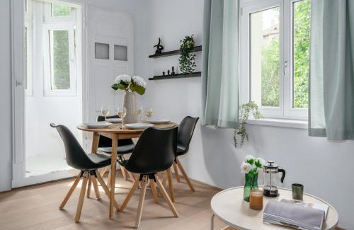 Kosire Apartment | Prague Days - Luxurious Apartments in a Quiet Area