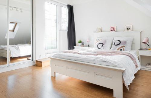 Nusle Apartment | Prague Days - Terrace - Stunning View - Duplex