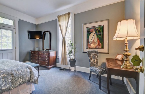 Fishers Bed & Breakfast | Prairie Guest House