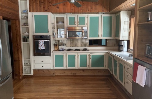 Oakdale Other | Prairie retreat with 40 acres! Near Iowa City, Cedar Rapids, and Amana Colonies.