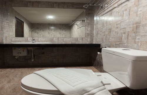 Tham Nam Phut Hotel | Pranee Home Phang-nga