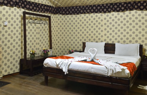 Rajpipla Other | Praveg Tent City Narmada, Statue of Unity