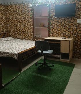 Bhubaneshwar House | Pravuprasad Homestay Family Room