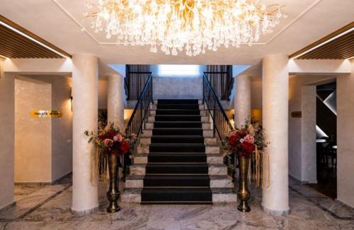 Slatina House | Praya Boutique