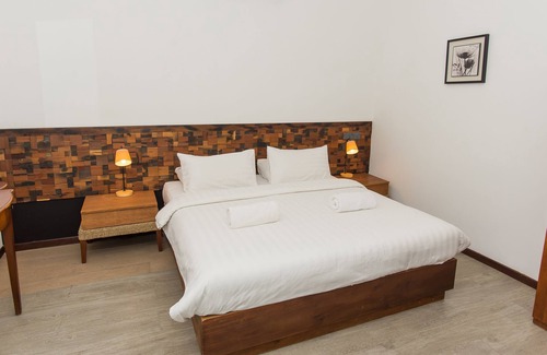 Gulhi House | Premier Beach