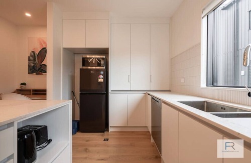 Epsom House | Premier Epsom Townhouse