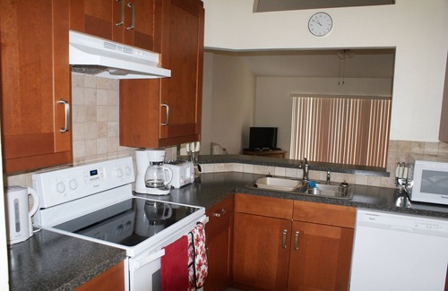 Sunridge Woods Villa | Premier Host Rated Villa - Private solar heated pool & family games room