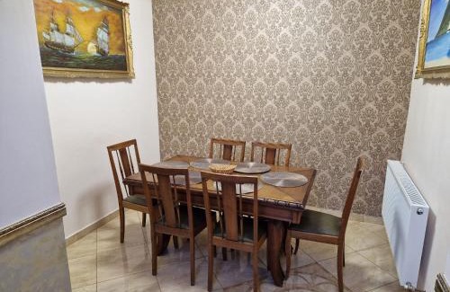 Tirgu Ocna House | Premier House