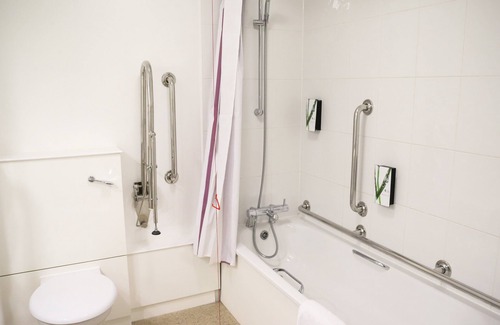 Great Houghton Hotel | Premier Inn Northampton Bedford Rd/A428