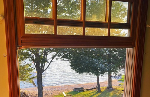 Onaway House | Premier Lakeshore Retreat