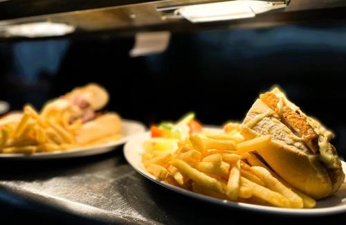 Woodbank Hotel | Premier Roomz Two Mills