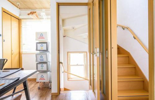 Yoyogi Apartment | Premier suite Yoyogi front detached house