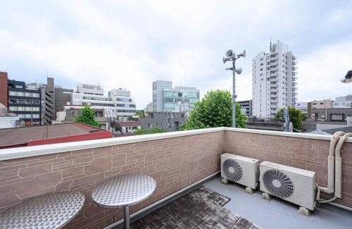 Yoyogi Apartment | Premier suite Yoyogi front detached house