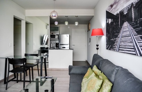 Parana Apartment | Premium 1 Bedroom Rooftop Pool Panoramic View Grill Best location