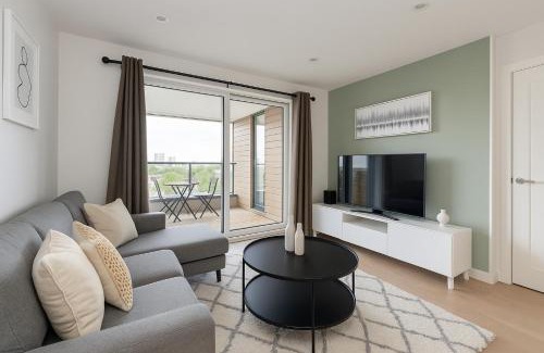 Whittington Apartment | Premium 2 Bed Flat near Colindale Station