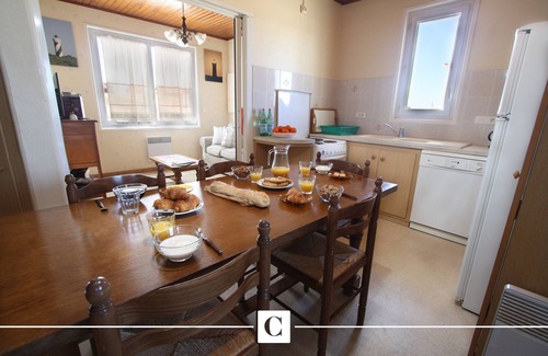 Contis-les-Bains Apartment | Premium apartment 1st floor by the sea and Contis beach, wifi, beds made