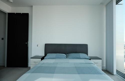 Whitechapel Apartment | Premium Apartment by Tower Bridge