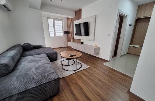 Centar Apartment | Premium Central Skopje Apartments & Free Private Parking