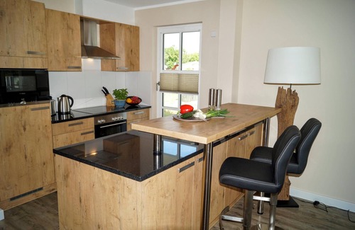 Wendisch Rietz Hotel | Premium-Appartements Central im Marinapark Scharmützelsee mit Sauna, Whirlpool, Kamin, 76 m², 4+2 Pers.