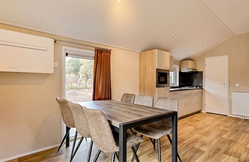 Hoge Hexel Ski Chalet | Premium Lodge Near Recreation Lake