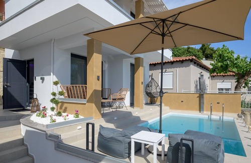 Zalongo Villa | Premium Luxury Maisonette Vrachos with Private Pool