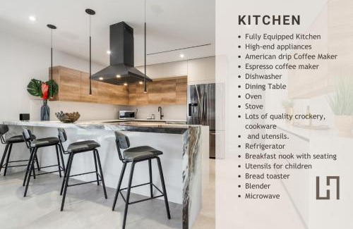West Perrine House | Premium Miami Villa Resort Pool, Golf & BB Court L05