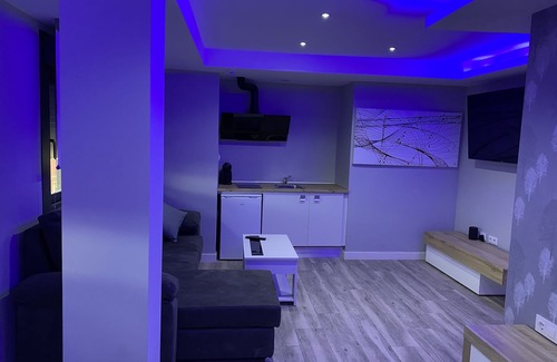 Linares Apartment | Premium Silver