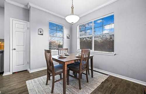 Fossil Creek Apartment | Premium Stay 2BR, 2BA Pool