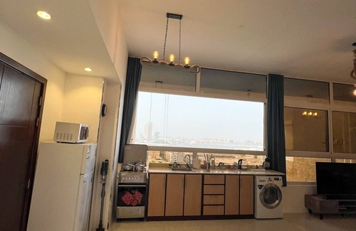Ash Shati Apartment | Premium Studio Sea View استديو فاخر بإطلالة جزئية
