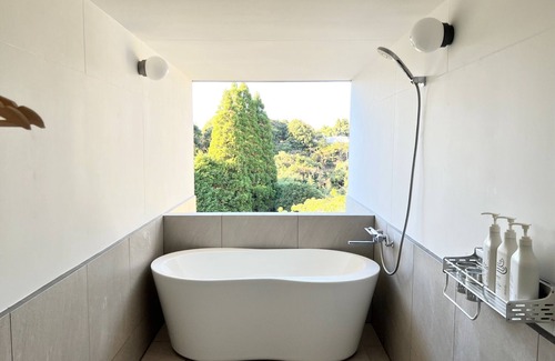 Isumi RV Rental | Premium Suite 4 adult plan Top quality dome tent /Isumi City Chiba