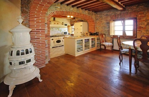 Pieve a Elici Villa | Premium villa with terrace