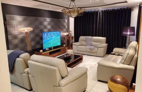 Mlolongo Apartment | Presidential, Furnished, 2-Bedroom Condo Near JKIA