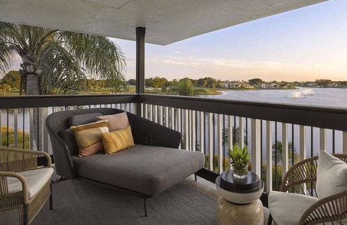 Hunt Club Hotel | Presidential Suite at PGA National Resort & Spa - Terrace, Outdoor Pool