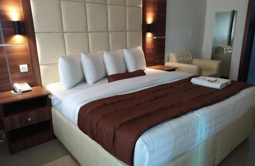 Mushin Hotel | Presken Residence annex