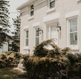 Gasport House | Press Vineyard Retreat