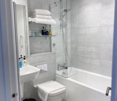 Salisbury Bed & Breakfast | Prestbury Bed & Breakfast